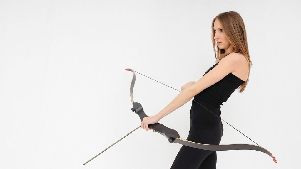 On Target: A Comprehensive Guide to Choosing the Best Recurve Hunting Bows